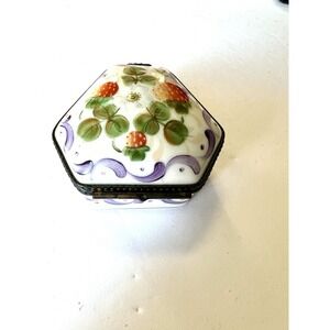 Vintage Limoges Rochard Peint Main Porcelain Trinket Box Strawberry Vine
